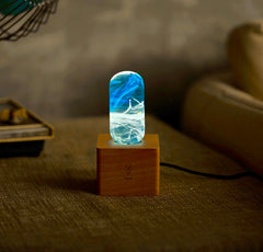 Aurora effect desk lamp