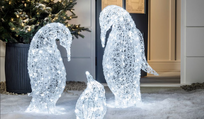 Stunning Christmas Lighting Ideas - Outdoor & Indoor