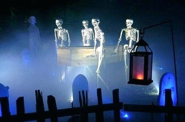 Spooky Halloween Lighting Ideas