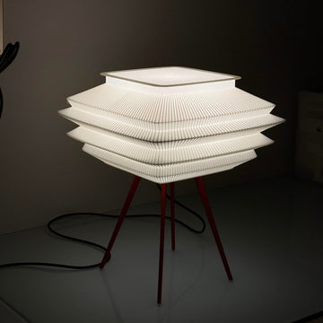 Modern Pleated Table Lamp – 3D Printed LED Desk Light with Red Tripod Base