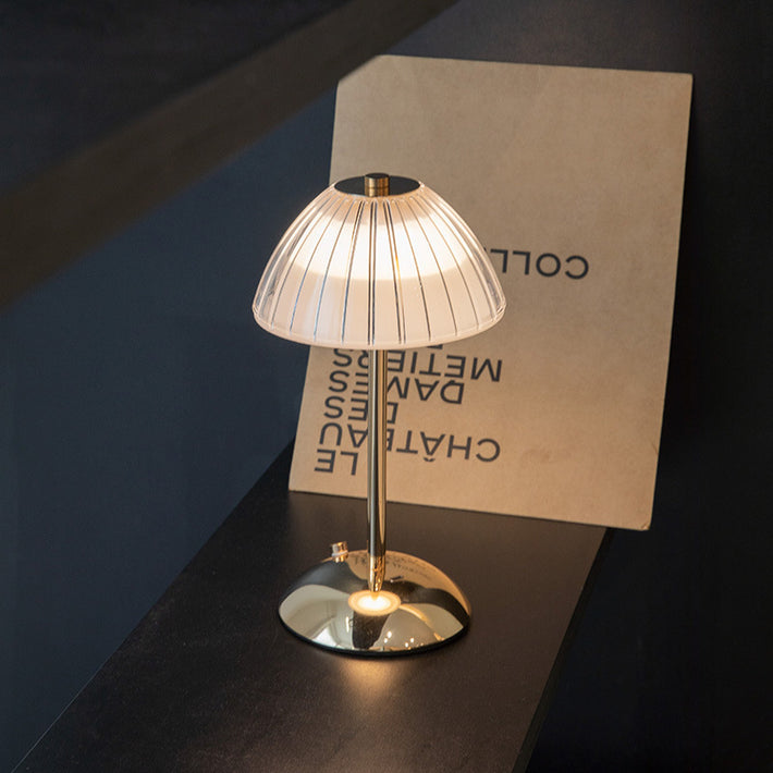 Cordless Gold Table Lamp – USB Rechargeable, Stepless Dimming