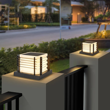 Outdoor Solar Fence Post Cap Lights