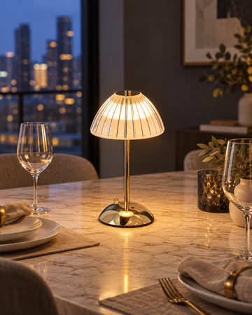 Cordless Gold Table Lamp – USB Rechargeable, Stepless Dimming